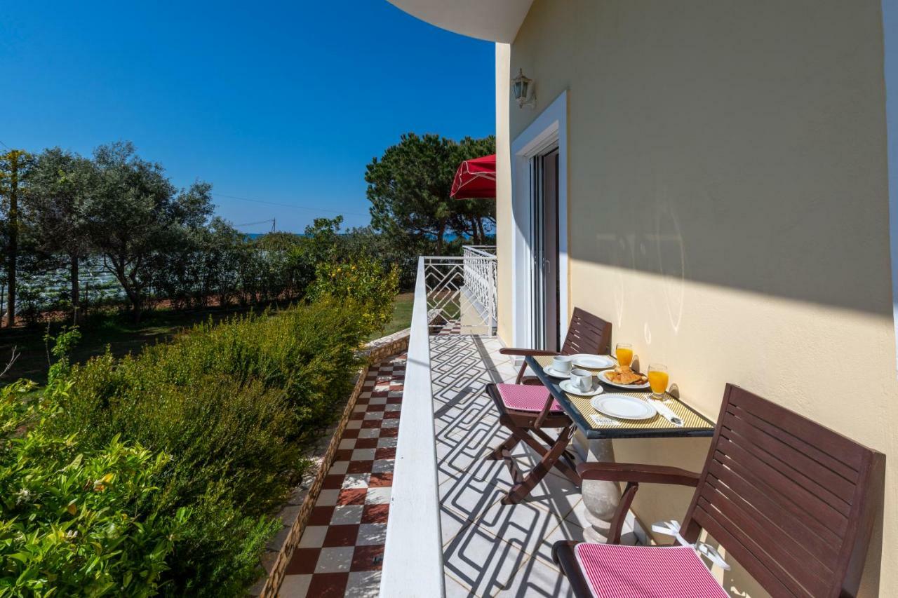 Irida Beach Resort Suites Kyparissia Exterior photo